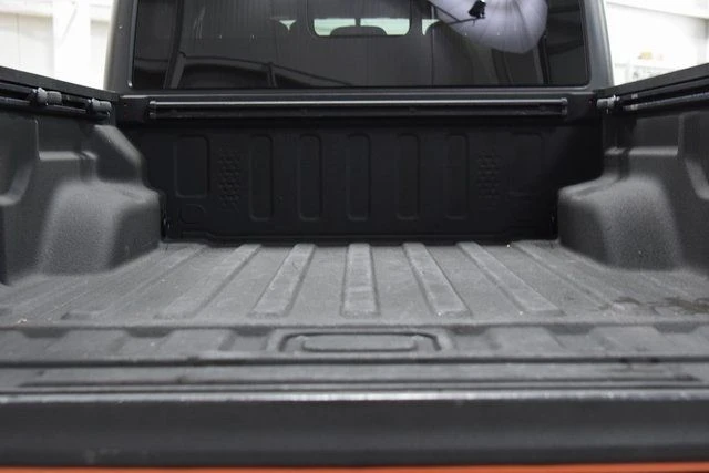 2020 Jeep JT Gladiator - Image 17 of 31