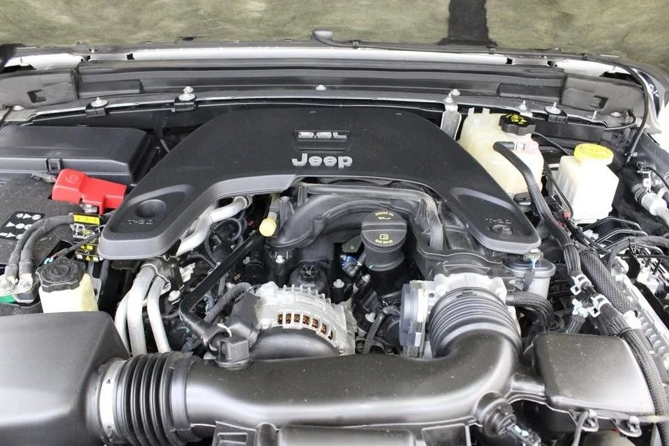 2020 Jeep JT Gladiator - Image 17 of 19