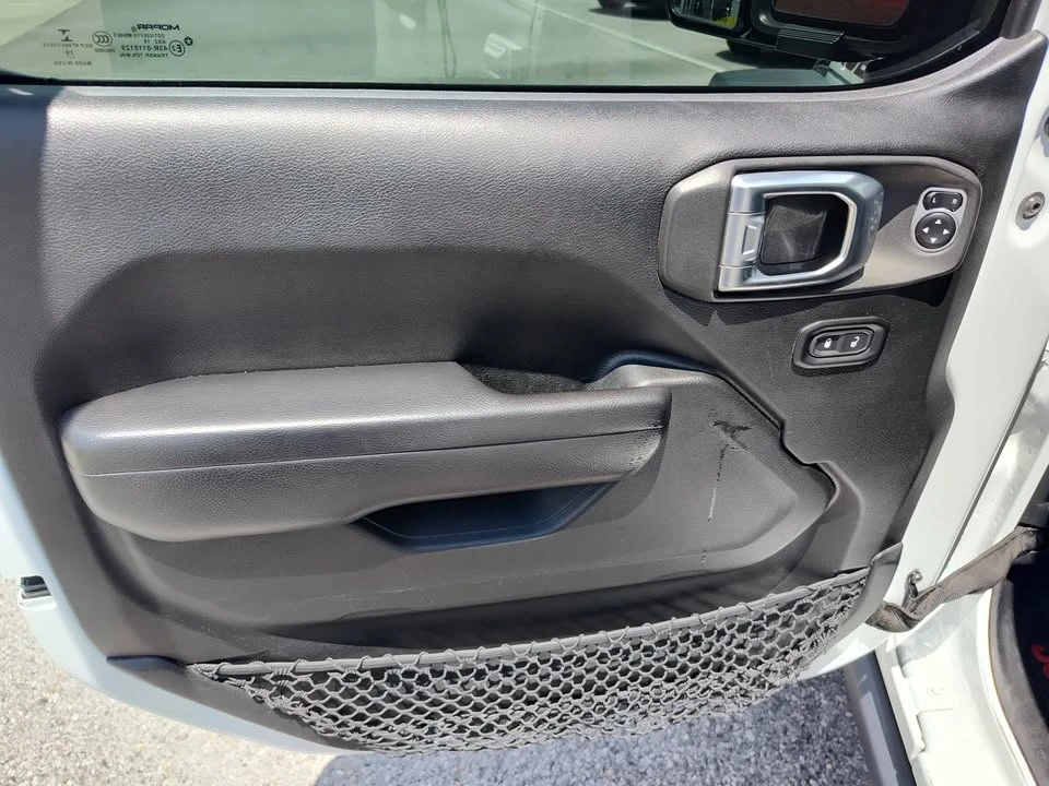 2020 Jeep JT Gladiator - Image 14 of 20