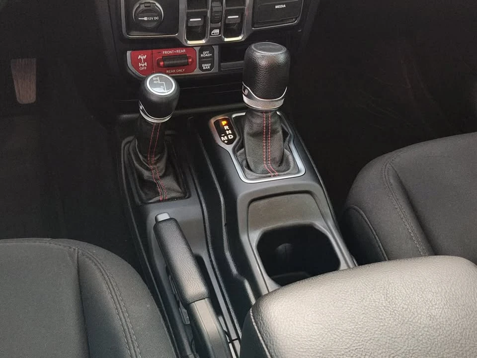 2020 Jeep JT Gladiator - Image 18 of 20