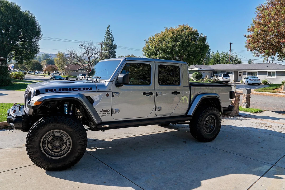 2020 Jeep JT Gladiator - Image 11 of 31
