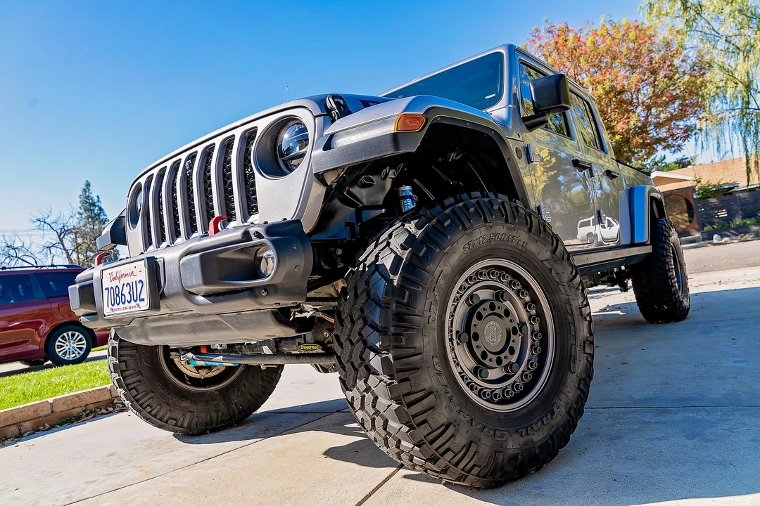 2020 Jeep JT Gladiator - Image 9 of 31