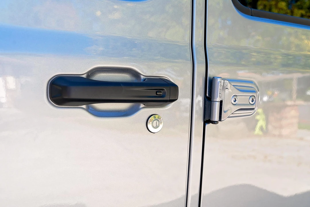2020 Jeep JT Gladiator - Image 28 of 31