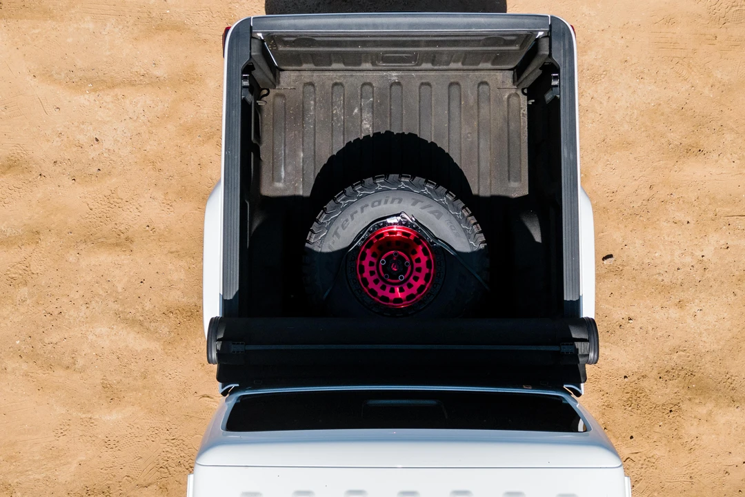 2020 Jeep JT Gladiator - Image 30 of 31