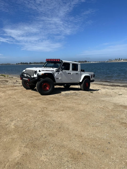 2020 Jeep JT Gladiator - Image 7 of 31