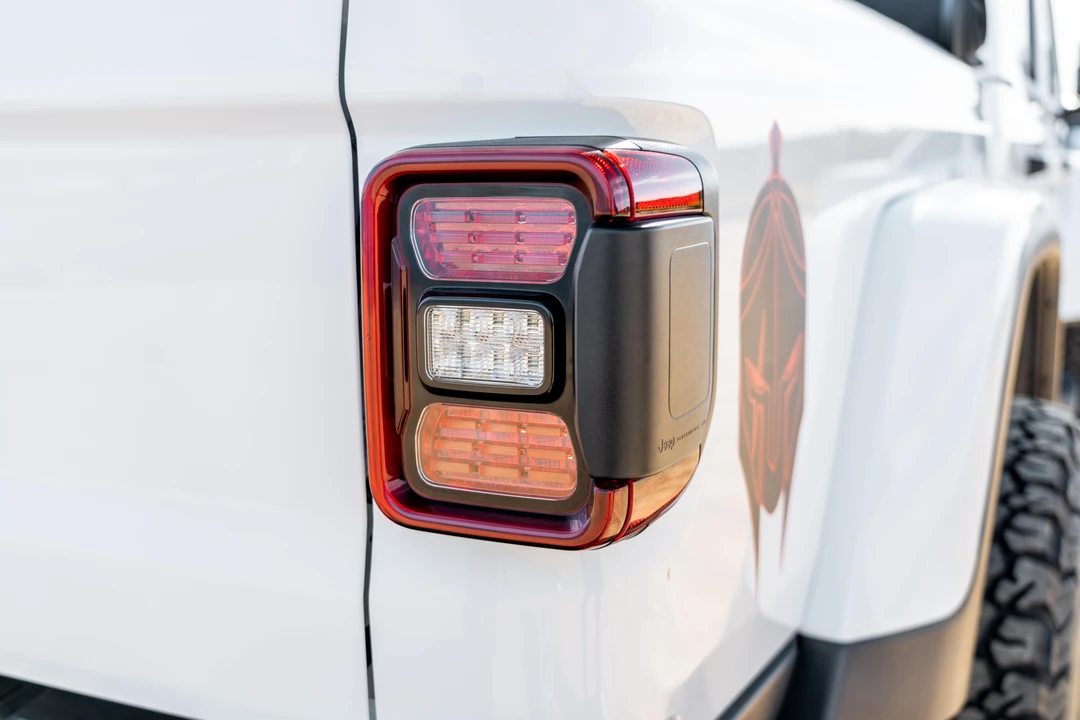 2020 Jeep JT Gladiator - Image 29 of 31