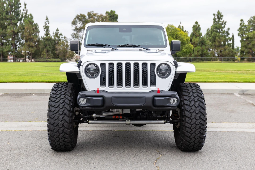 2020 Jeep JT Gladiator - Image 2 of 31