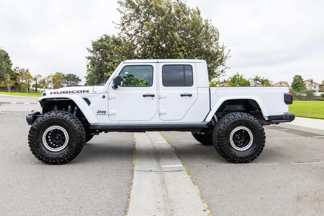2020 Jeep JT Gladiator - Image 9 of 31