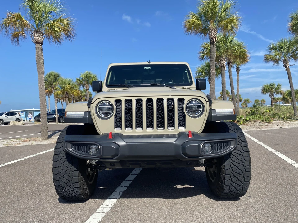 2020 Jeep JT Gladiator - Image 11 of 31