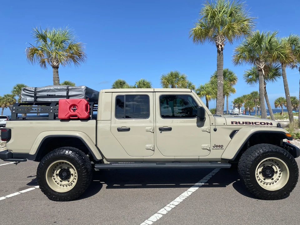 2020 Jeep JT Gladiator - Image 23 of 31