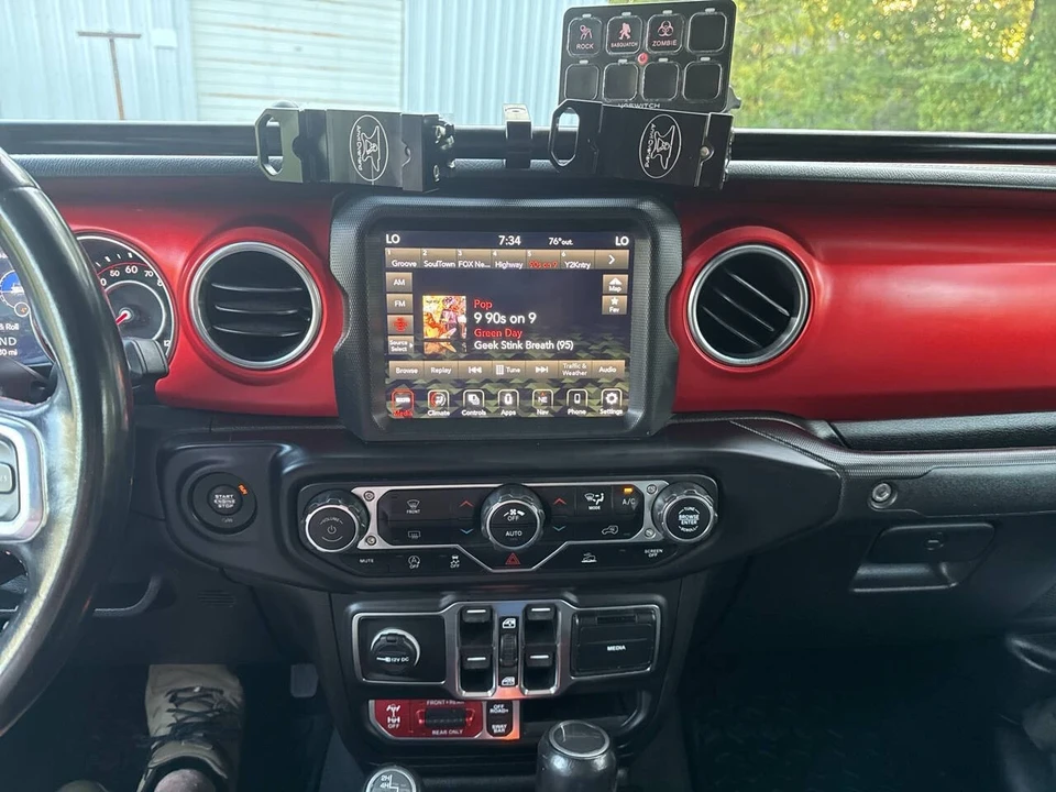 2020 Jeep JT Gladiator - Image 13 of 21