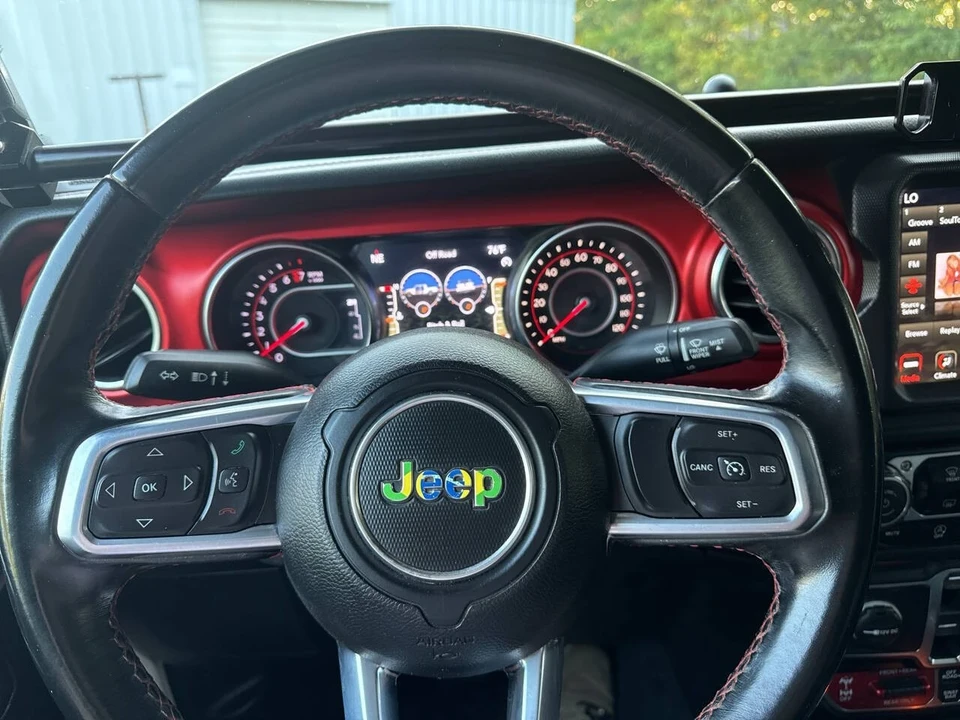 2020 Jeep JT Gladiator - Image 17 of 21