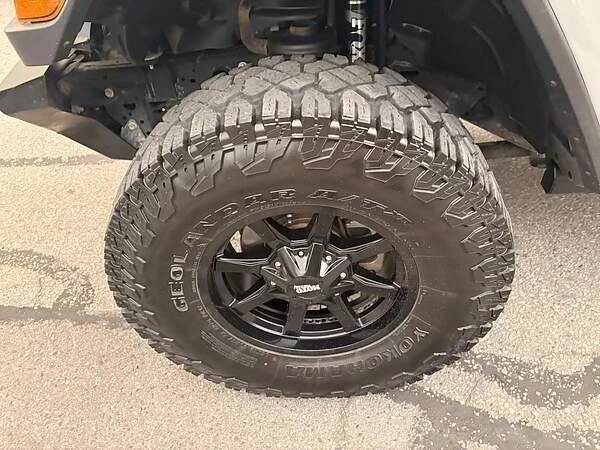 2020 Jeep JT Gladiator - Image 10 of 17
