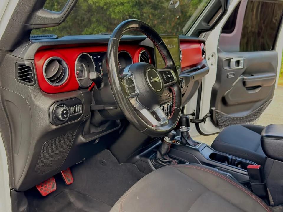 2020 Jeep JT Gladiator - Image 15 of 20