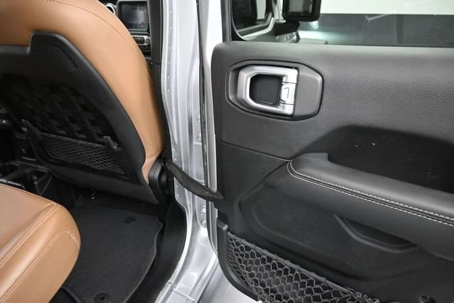 2020 Jeep JT Gladiator - Image 19 of 20