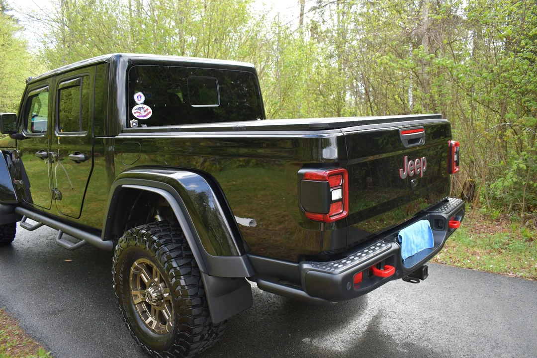 2020 Jeep JT Gladiator - Image 17 of 31
