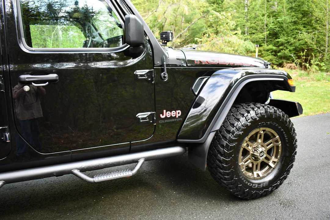 2020 Jeep JT Gladiator - Image 23 of 31