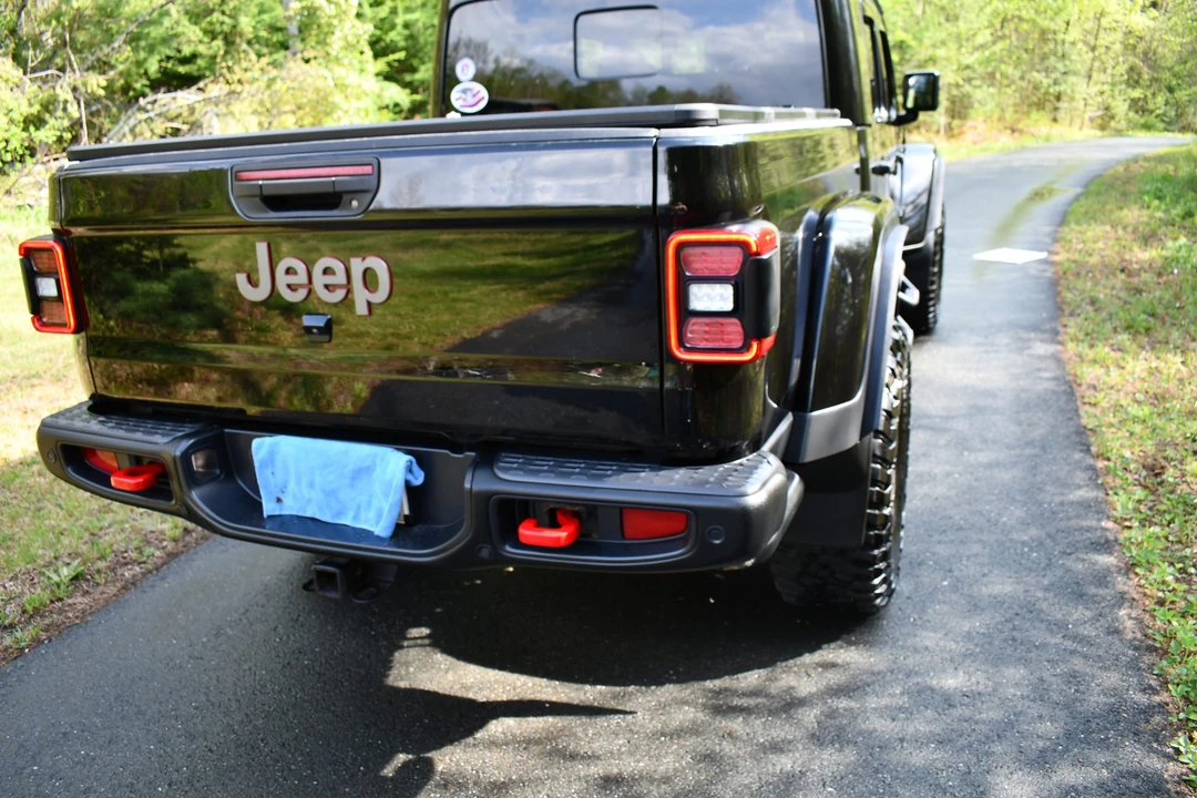 2020 Jeep JT Gladiator - Image 19 of 31