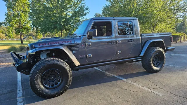 2020 Jeep Gladiator Rubicon 6-Speed Manual