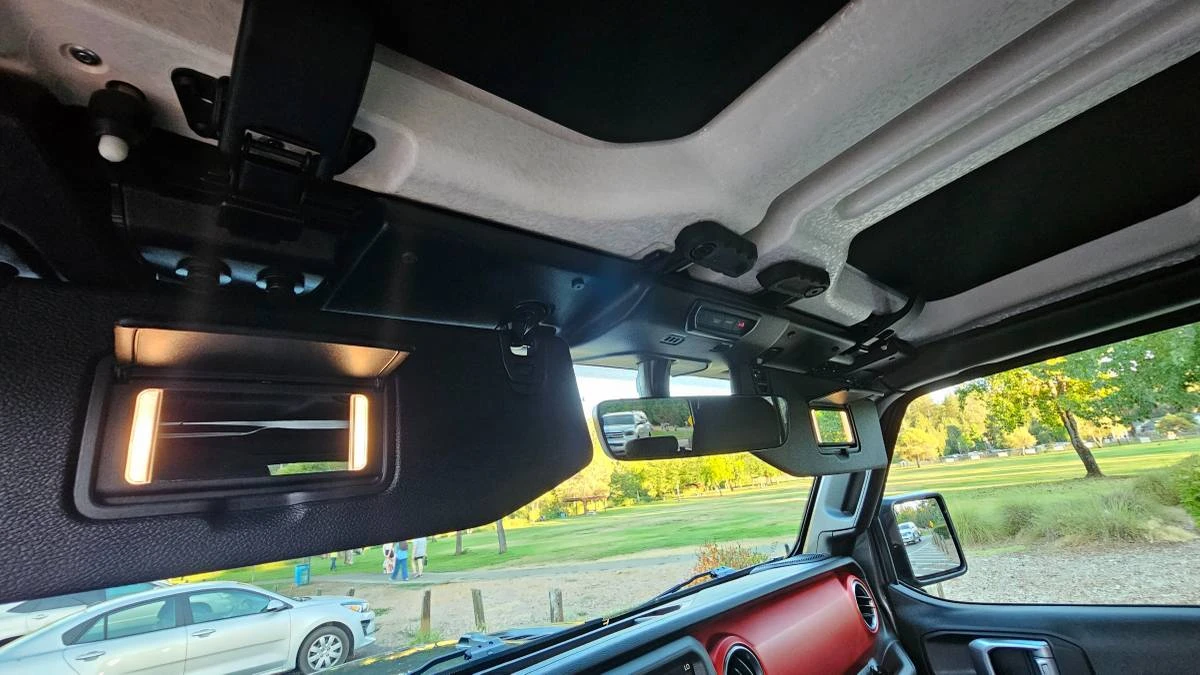 2020 Jeep JT Gladiator - Image 22 of 24