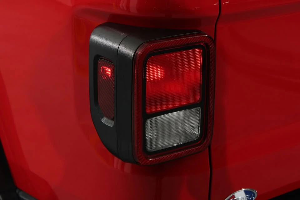 2020 Jeep JT Gladiator - Image 10 of 20