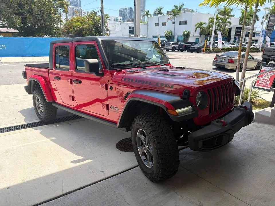 2020 Jeep JT Gladiator - Image 2 of 17