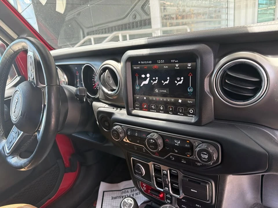 2020 Jeep JT Gladiator - Image 12 of 17