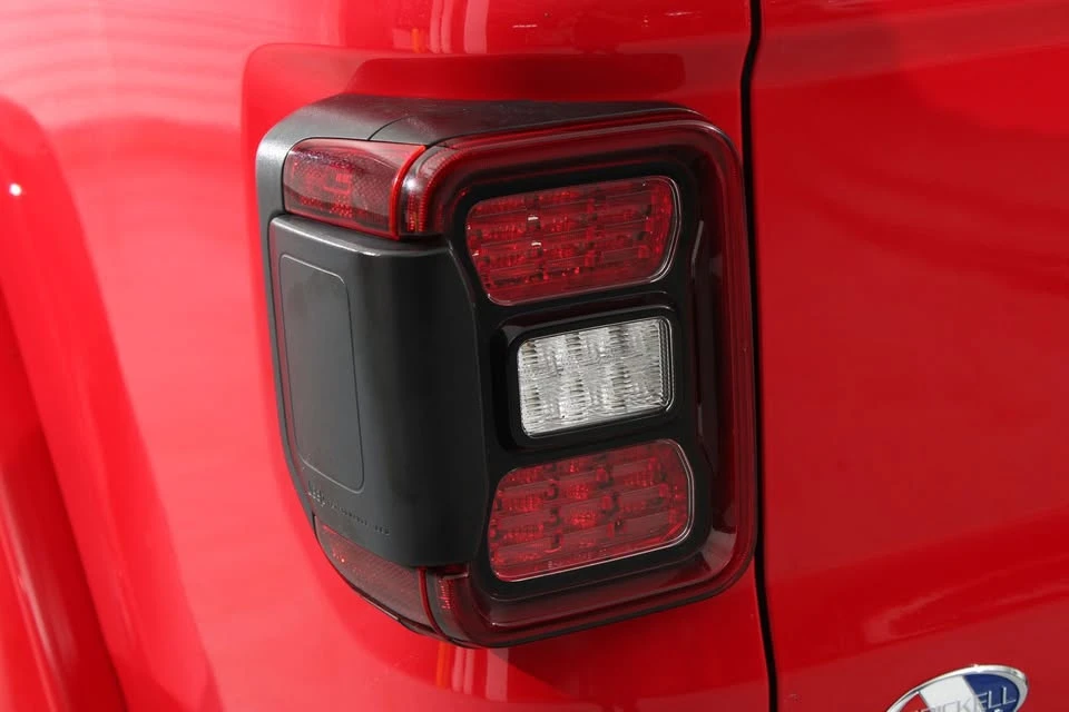 2020 Jeep JT Gladiator - Image 11 of 20
