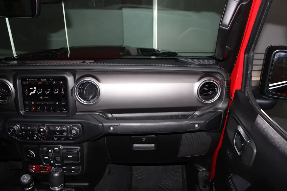 2020 Jeep JT Gladiator - Image 16 of 20