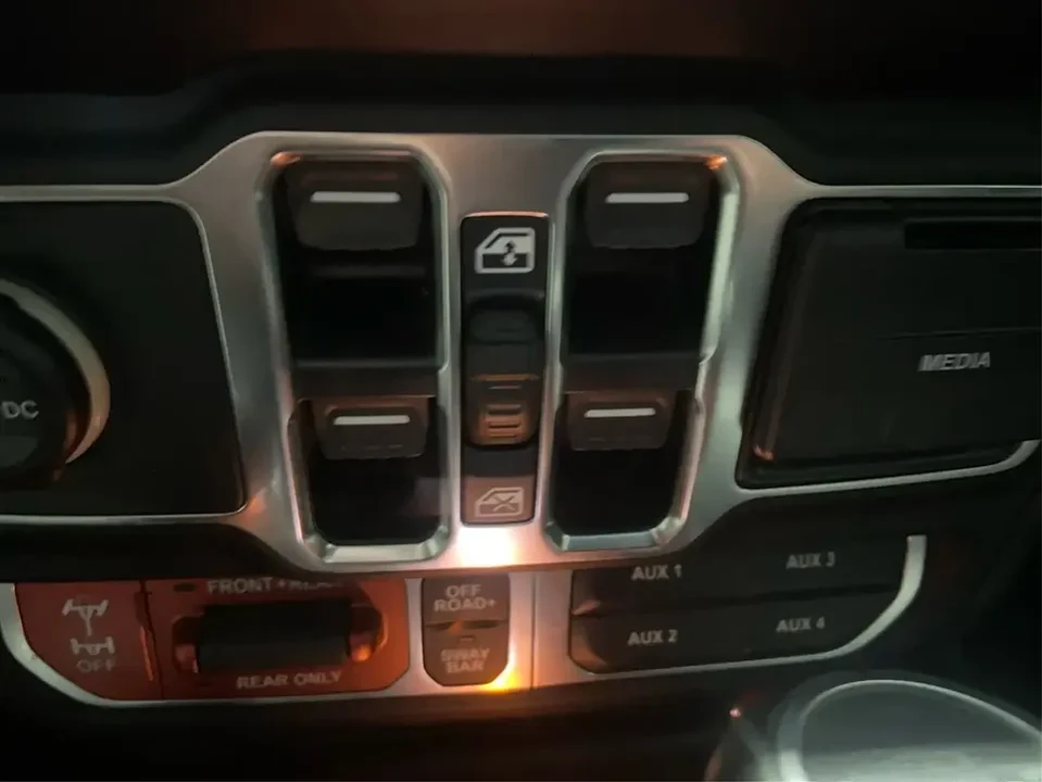 2020 Jeep JT Gladiator - Image 20 of 20