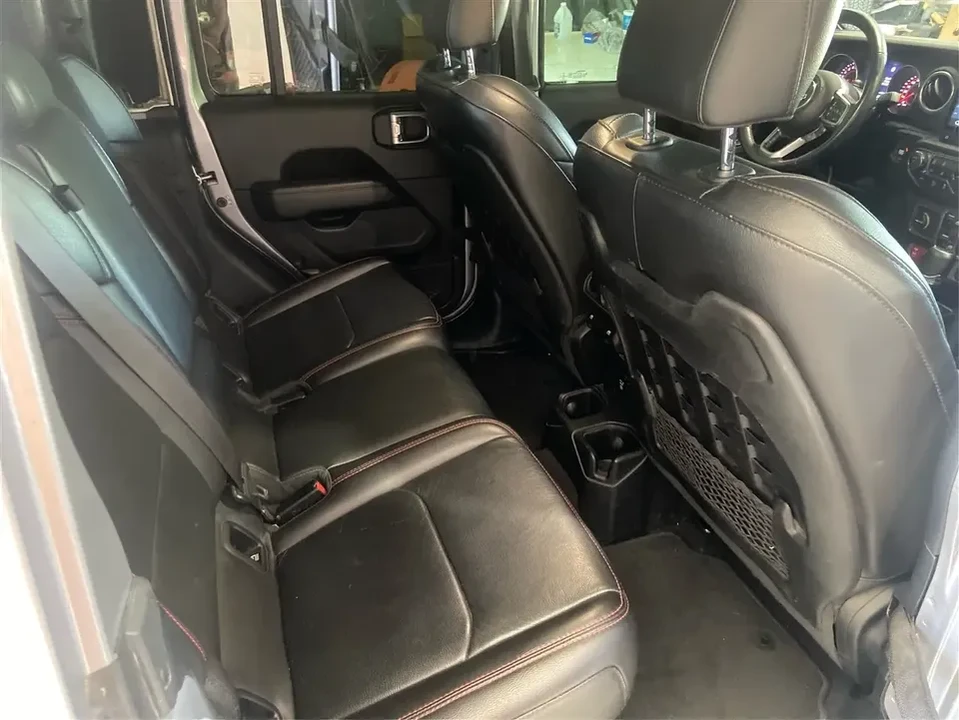 2020 Jeep JT Gladiator - Image 10 of 20