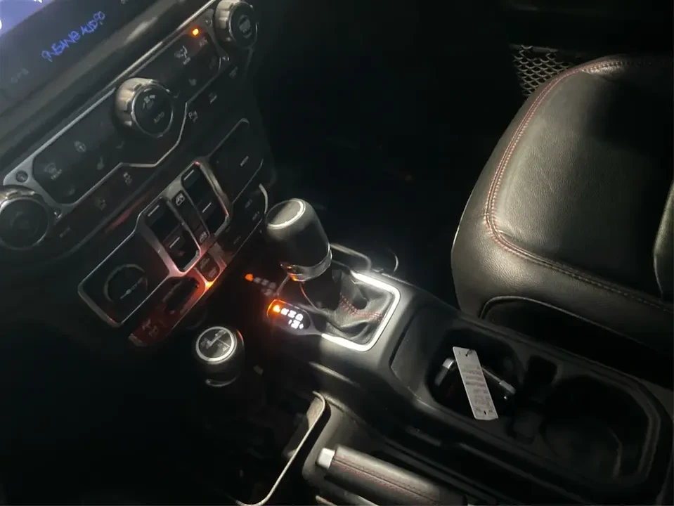 2020 Jeep JT Gladiator - Image 15 of 20