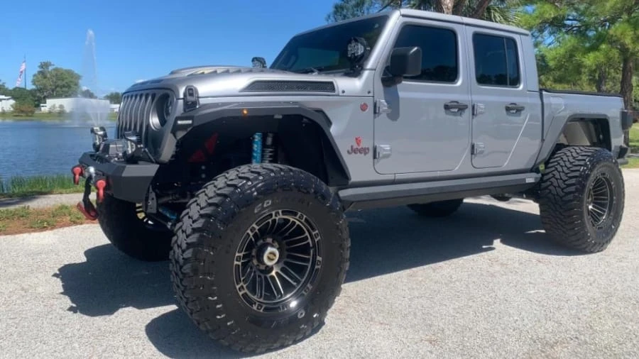 2020 Jeep JT Gladiator - Image 13 of 30