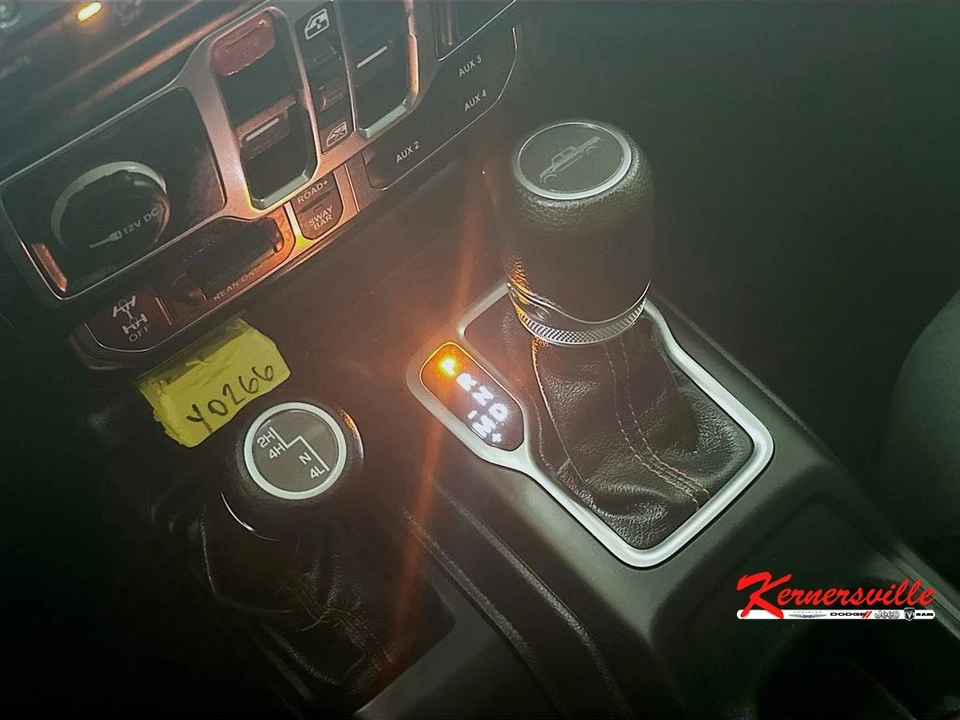 2020 Jeep JT Gladiator - Image 16 of 21