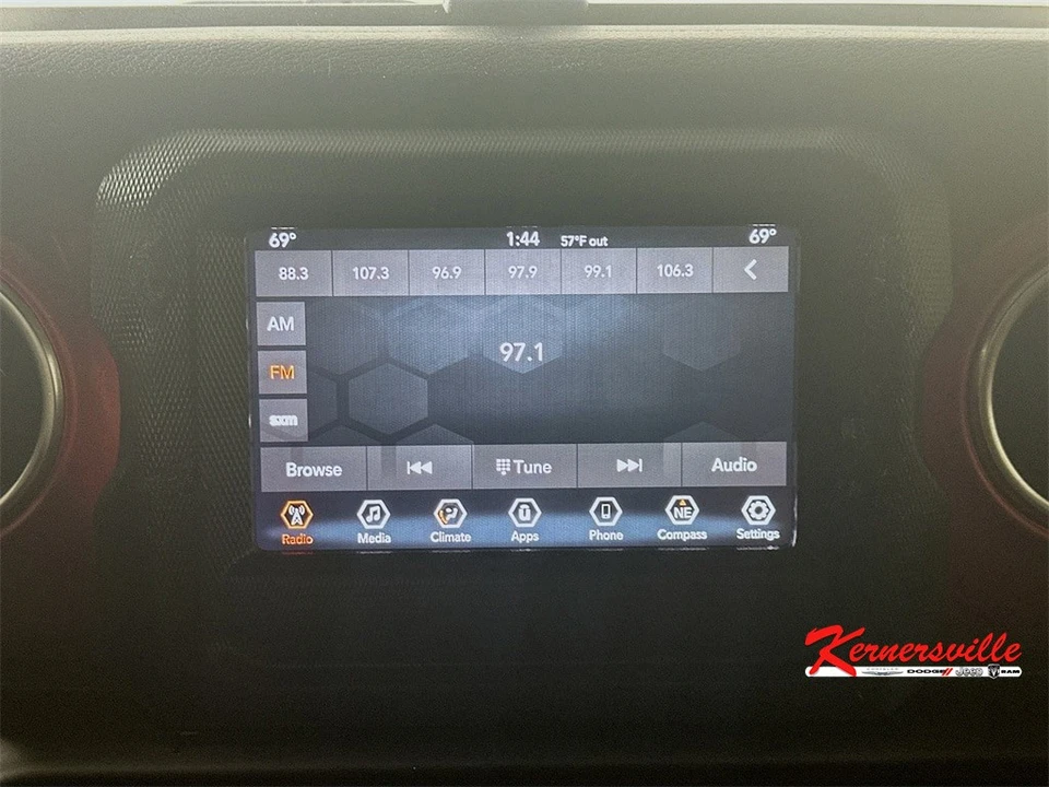 2020 Jeep JT Gladiator - Image 17 of 21
