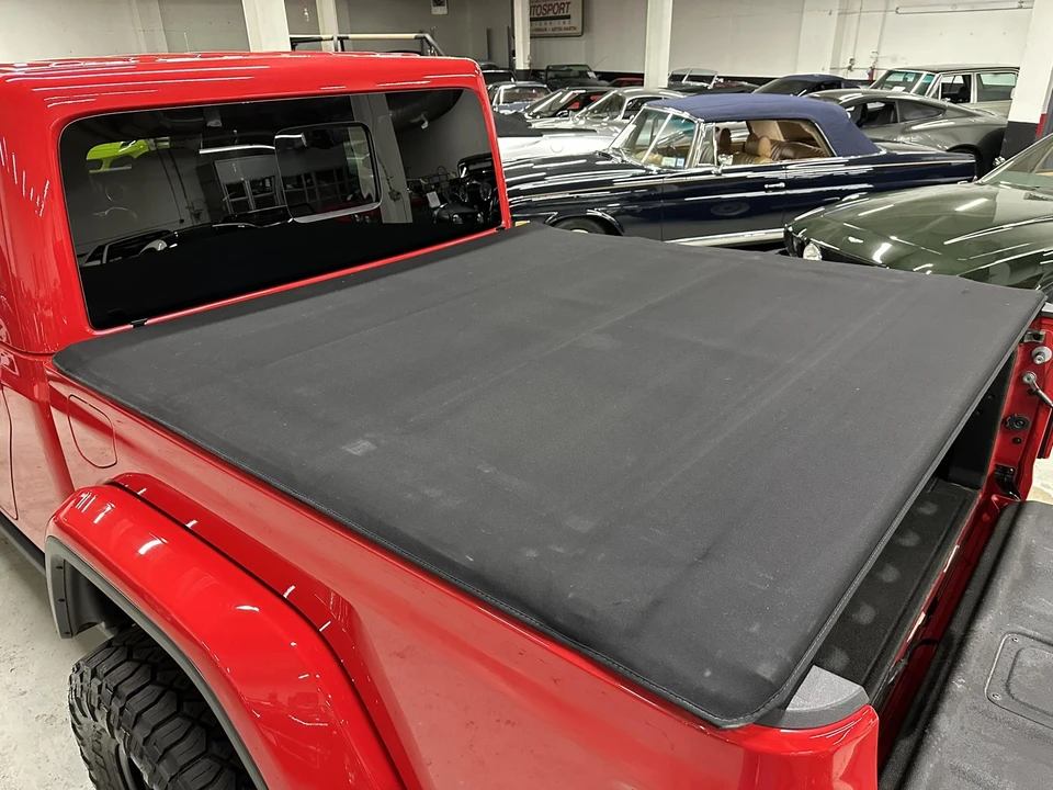 2020 Jeep JT Gladiator - Image 18 of 31