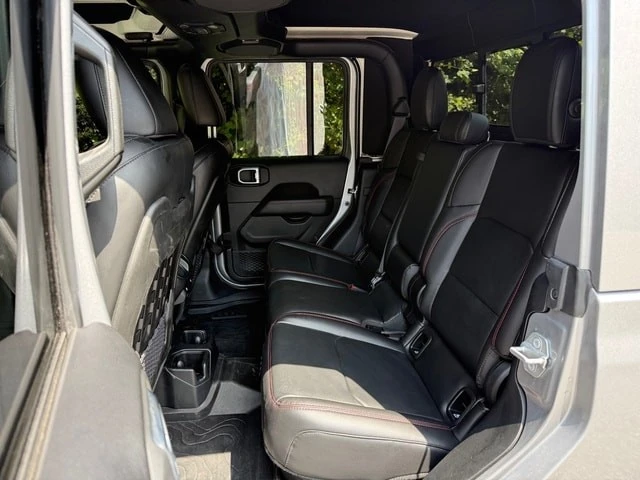 2020 Jeep JT Gladiator - Image 18 of 31