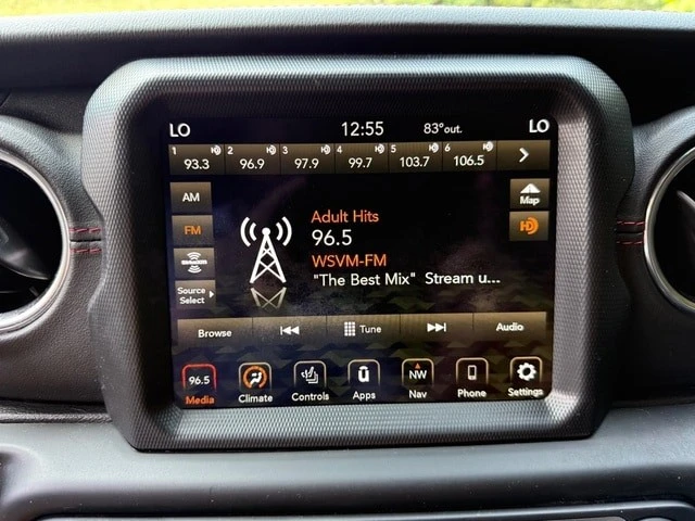 2020 Jeep JT Gladiator - Image 23 of 31