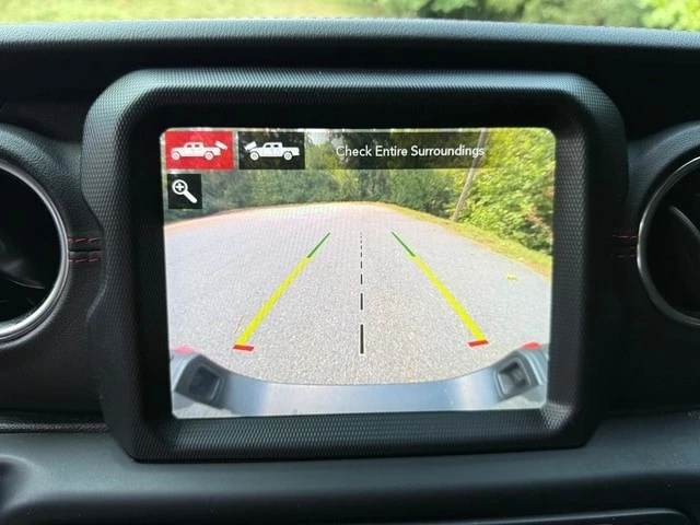2020 Jeep JT Gladiator - Image 26 of 31