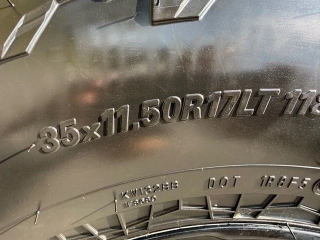 2020 Jeep JT Gladiator - Image 11 of 31