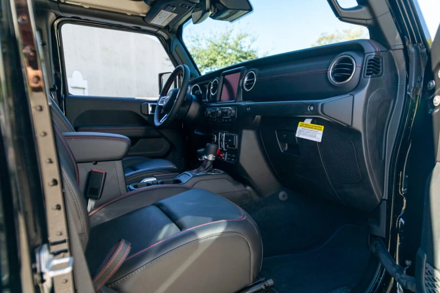 2020 Jeep JT Gladiator - Image 23 of 31