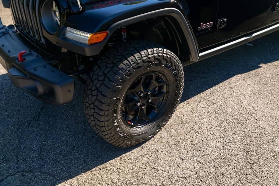 2020 Jeep JT Gladiator - Image 13 of 31