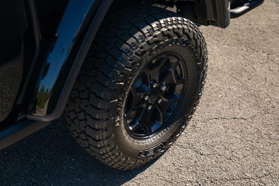 2020 Jeep JT Gladiator - Image 16 of 31