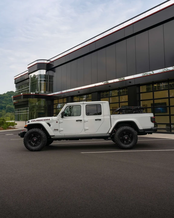 2020 Jeep JT Gladiator - Image 14 of 31
