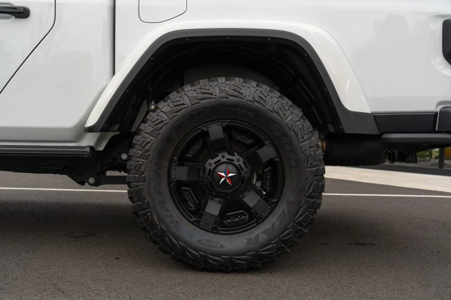 2020 Jeep JT Gladiator - Image 28 of 31