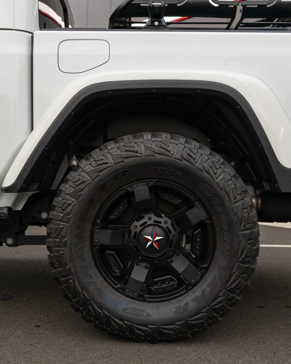 2020 Jeep JT Gladiator - Image 27 of 31