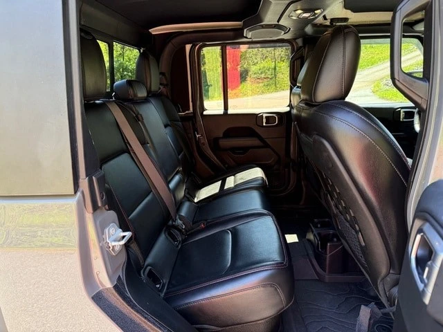 2020 Jeep JT Gladiator - Image 19 of 21