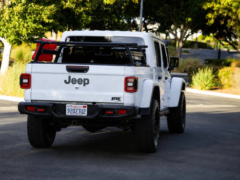2020 Jeep JT Gladiator - Image 10 of 24
