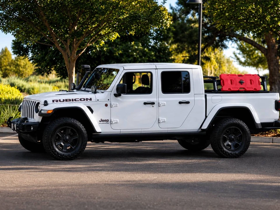 2020 Jeep JT Gladiator - Image 2 of 24