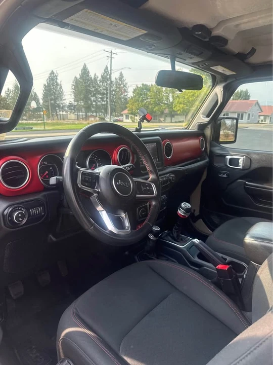2020 Jeep JT Gladiator - Image 8 of 10